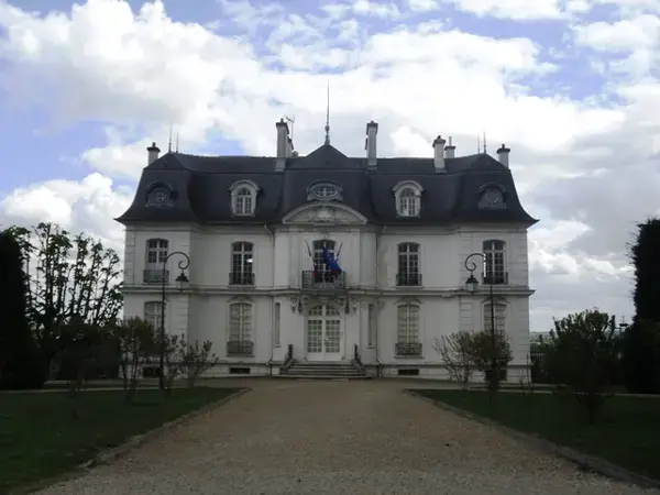  conformes et adaptées aux véhicules électriques. Installateur borne de recharge Athis-Mons