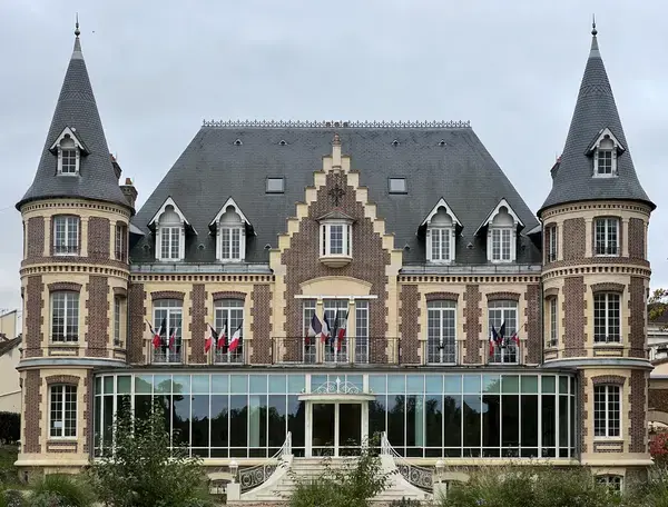  conformes et adaptées aux véhicules électriques. Installateur borne de recharge Épinay-sous-Sénart